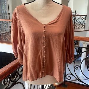 Fashion on Earth top from Bella Ella Boutique, Dark burnt orange color. SIZE- L